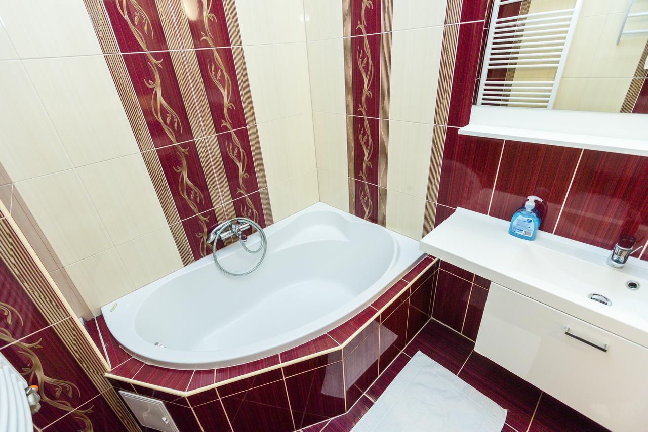 Almafa Apartmanhaz エゲル エクステリア 写真