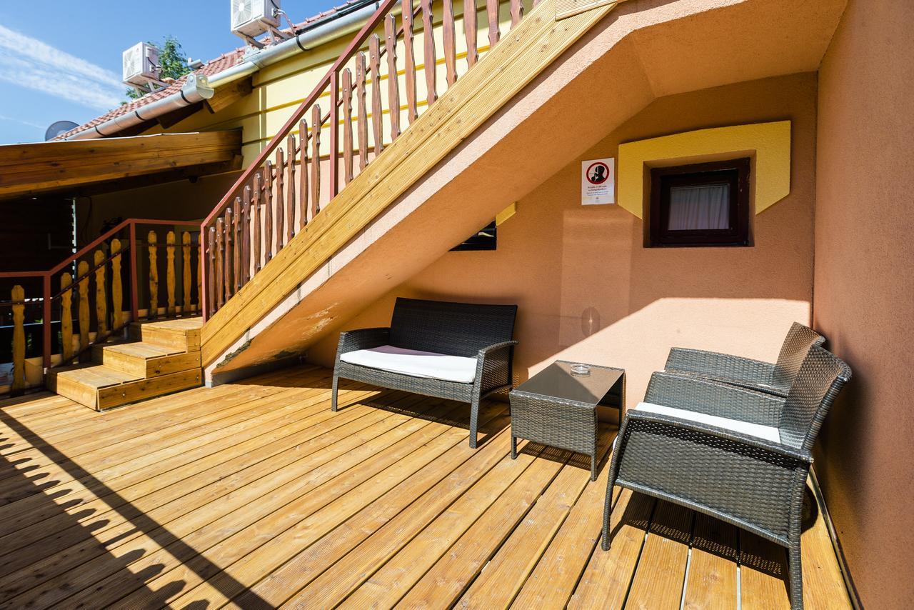 Almafa Apartmanhaz エゲル エクステリア 写真