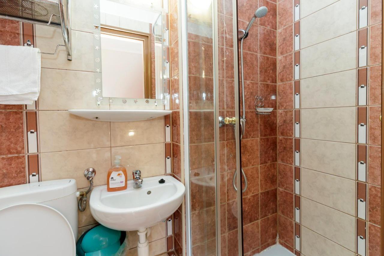 Almafa Apartmanhaz エゲル エクステリア 写真