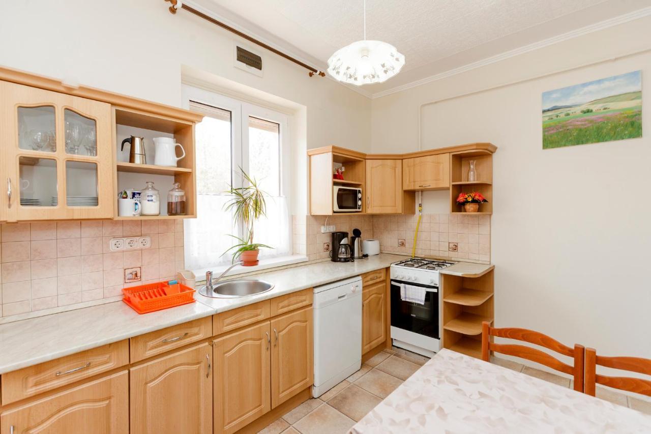 Almafa Apartmanhaz エゲル エクステリア 写真